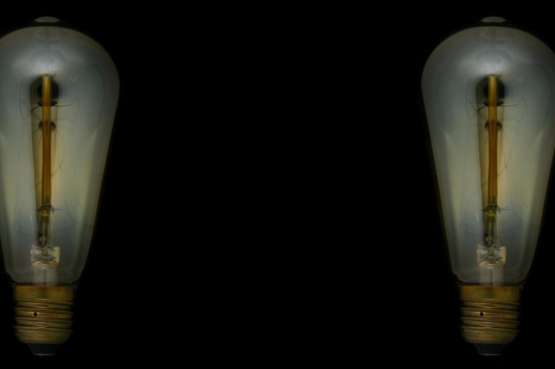 மின்குமிழ் என்றால் என்ன?